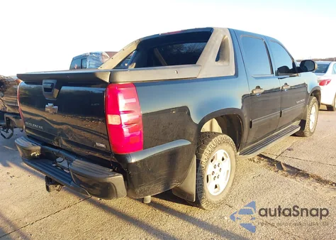 2010 Chevrolet Avalanche 1500 Ls from USA, damaged, VIN 3GNVKEE02AG233355